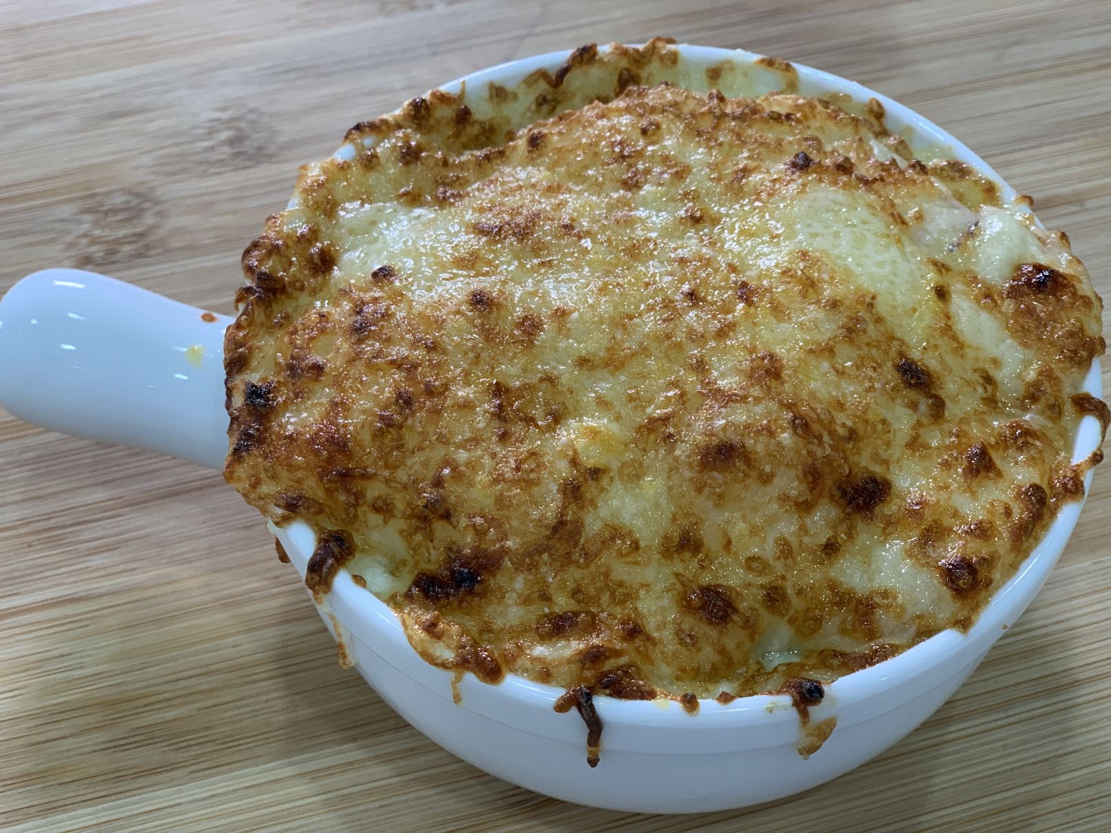 Sopa de Cebolla Francesa Desglasada con Ron