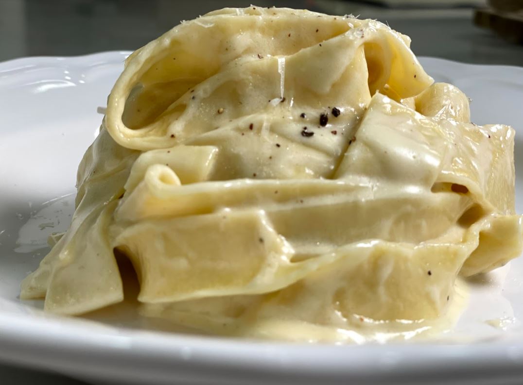 Fettuccine Alfredo